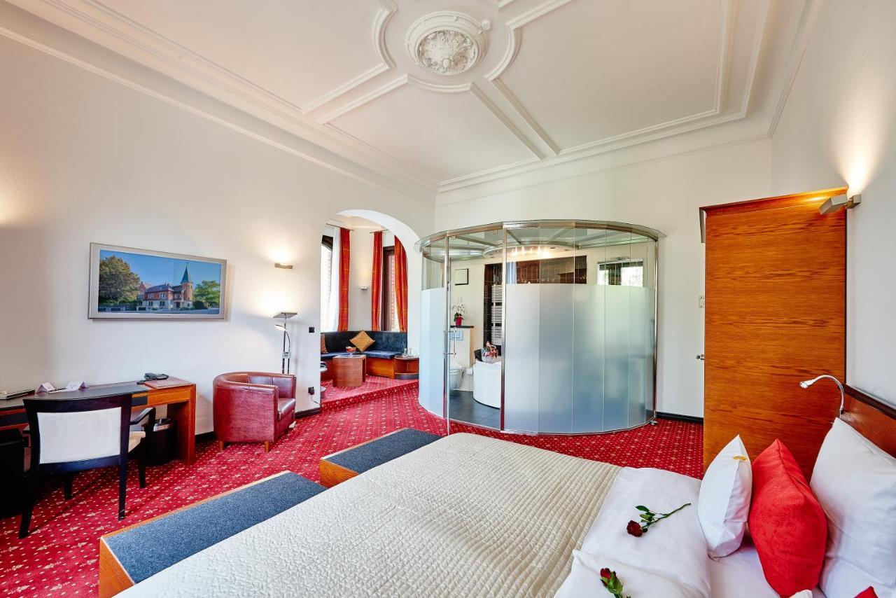 Villa Boutique Hotel Щраубинг Екстериор снимка